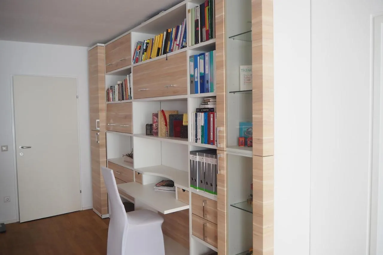 Modernes Studio-Apartment Nahe Zentrum Mit Garagenplatz Wien Österreich